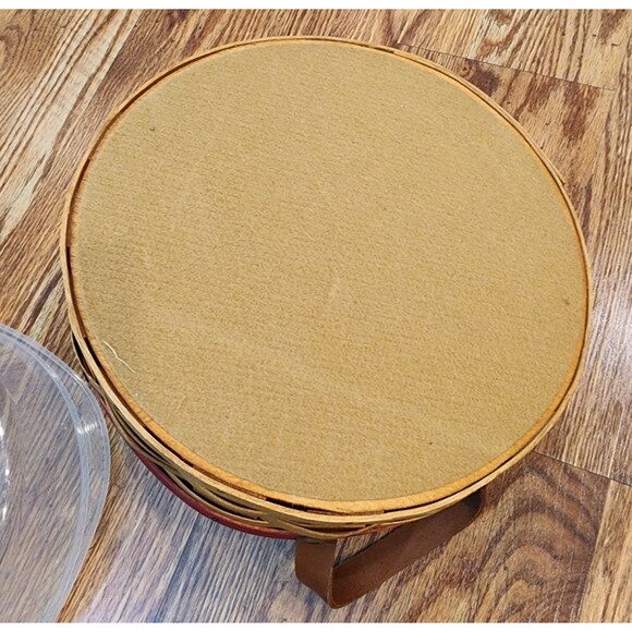 Vintage Peterboro Entertainment Basket with Handles, Chip & Dip Tray - Picture 12 of 12